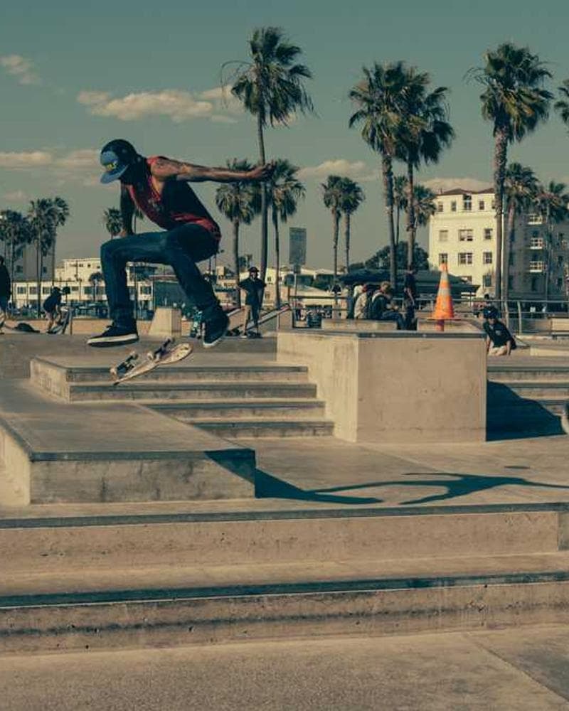 Motherland Tee view 2